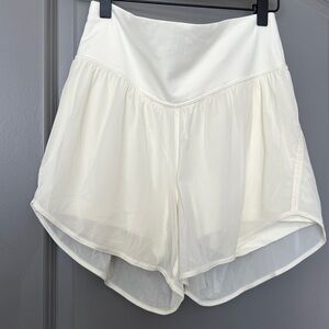 Lululemon sheer White Women's Shorts